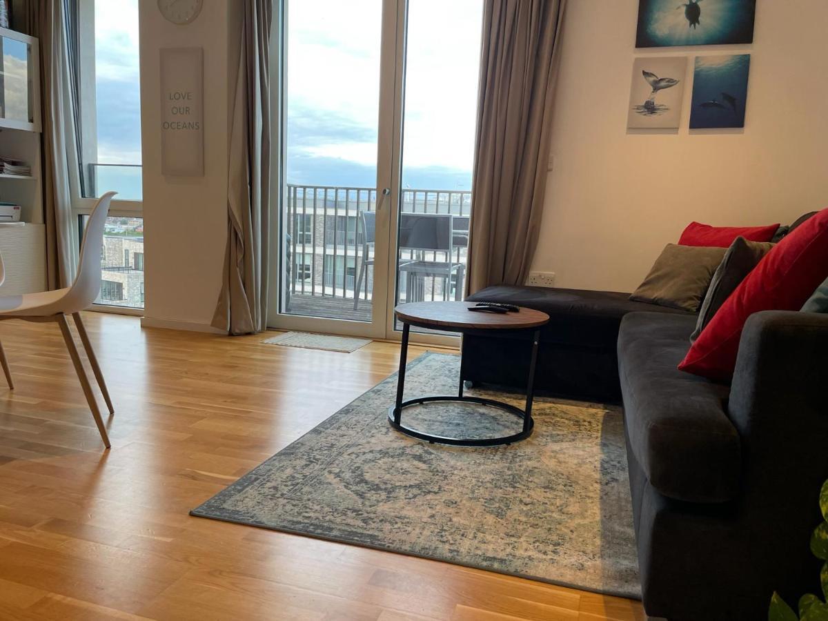 Luxury En-Suite Room Olympic Village In Shared Apartment London Exterior photo